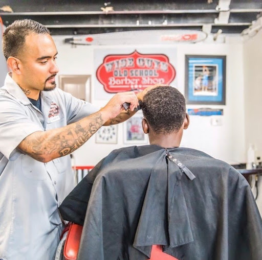 Barber Shop «Wise Guys Old School Barber Shop», reviews and photos, 610 Cedar St, Cedar Hill, TX 75104, USA