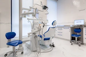 Klinika Stomatologii I Kosmetologii Doktor Dent image
