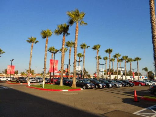 Toyota Dealer «Miller Toyota of Anaheim», reviews and photos, 1331 N Euclid St, Anaheim, CA 92801, USA