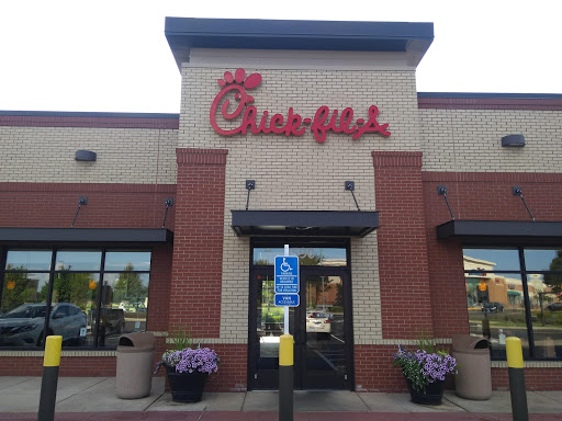 Fast Food Restaurant «Chick-fil-A», reviews and photos, 3590 River Rapids Dr, Coon Rapids, MN 55448, USA