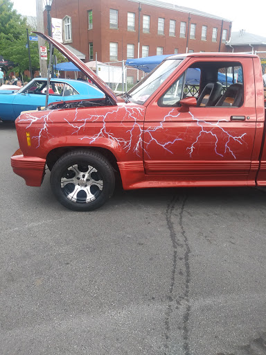 Auto Parts Store «NAPA Auto Parts - Genuine Parts Company», reviews and photos, 10210 Taylorsville Rd, Jeffersontown, KY 40299, USA