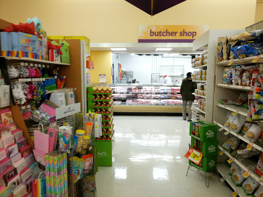 Supermarket «Stop & Shop Supermarket», reviews and photos, 665 American Legion Dr, Teaneck, NJ 07666, USA