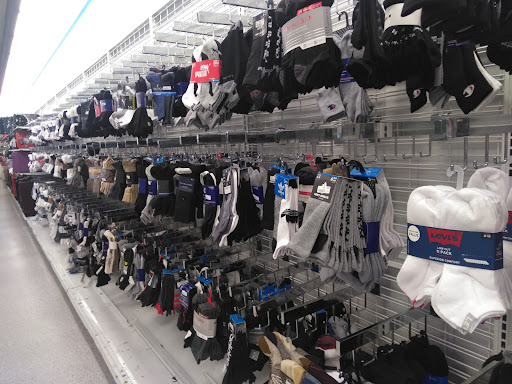 Clothing Store «Ross Dress for Less», reviews and photos, 1375 SE 17th St, Fort Lauderdale, FL 33316, USA