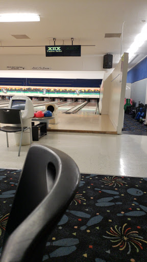 Bowling Alley «Twin City Lanes», reviews and photos, 1006 E Lincoln St # 2, Bloomington, IL 61701, USA
