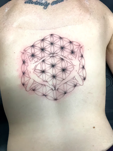 Explore tennessee tattoo ideas, creative tattoo ideas in Lincoln, available at Edison Tattoo and Body Piercing
