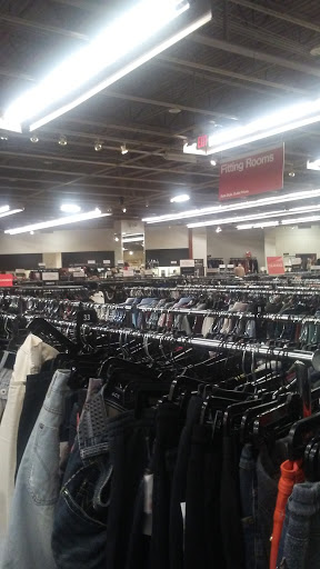 Department Store «Saks OFF 5TH», reviews and photos, 4700 Baldwin Rd, Auburn Hills, MI 48326, USA