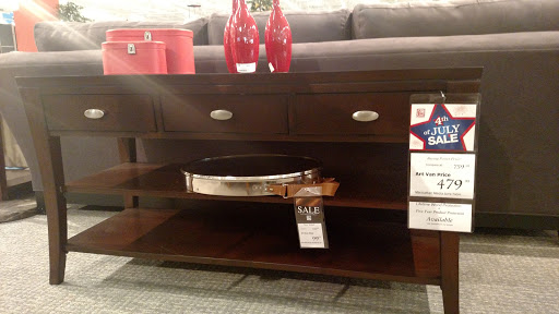 Furniture Store «Art Van Furniture - Algonquin», reviews and photos, 1500 S Randall Rd, Algonquin, IL 60102, USA