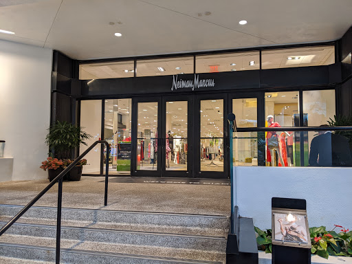 Clothing Store «Neiman Marcus», reviews and photos, 9700 Collins Ave, Bal Harbour, FL 33154, USA
