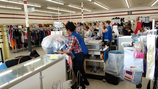 Thrift Store «Quality Thrift Store», reviews and photos, 5133 S Peoria Ave, Tulsa, OK 74105, USA