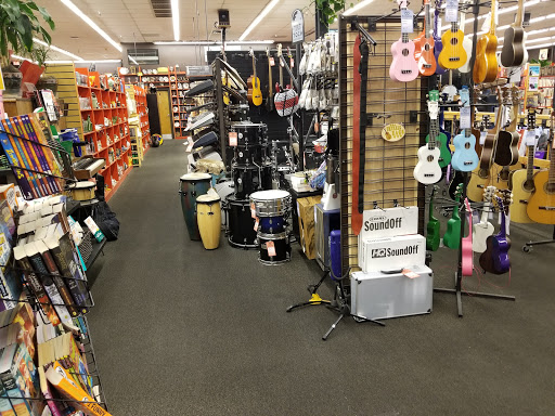 Used Book Store «Bookmans Ina Entertainment Exchange», reviews and photos, 3733 W Ina Rd, Tucson, AZ 85741, USA