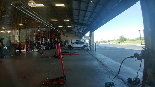 Tire Shop «Discount Tire Store - Muncie, IN», reviews and photos, 6210 W McGalliard Rd, Muncie, IN 47304, USA