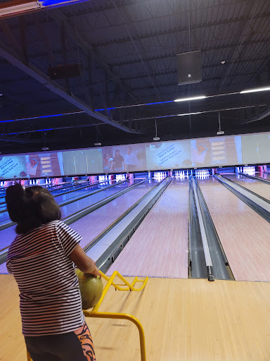 Bowling Alley «Bowlmor Green Brook», reviews and photos, 380 US-22, Green Brook Township, NJ 08812, USA