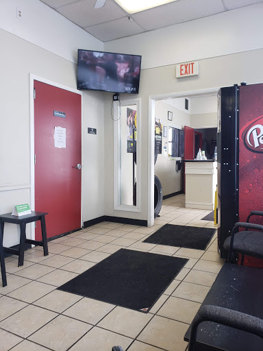 Auto Repair Shop «Meineke Car Care Center», reviews and photos, 545 N Hwy 67, Florissant, MO 63031, USA