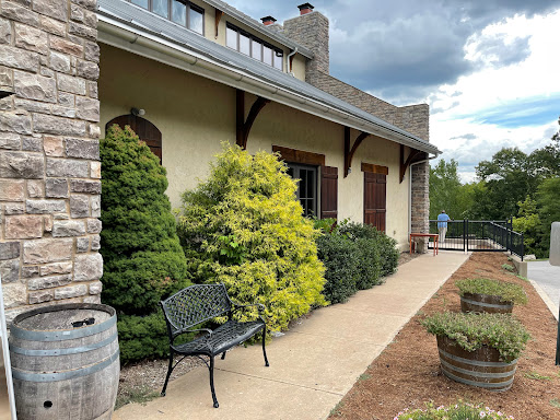 Winery «Chandler Hill Vineyards», reviews and photos, 596 Defiance Rd, Defiance, MO 63341, USA