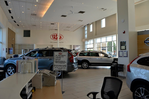 Car Dealer «Tasca Automotive Group», reviews and photos, 1300 Pontiac Ave, Cranston, RI 02920, USA