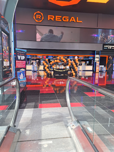 Movie Theater «Regal Cinemas Atlantic Station 18 IMAX & RPX», reviews and photos, 261 19th St NW #1250, Atlanta, GA 30363, USA