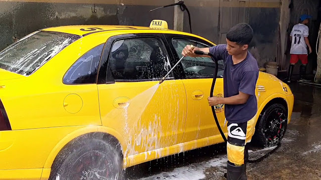 Opiniones de Lavadora Express Maranatha en Naranjal - Servicio de lavado de coches