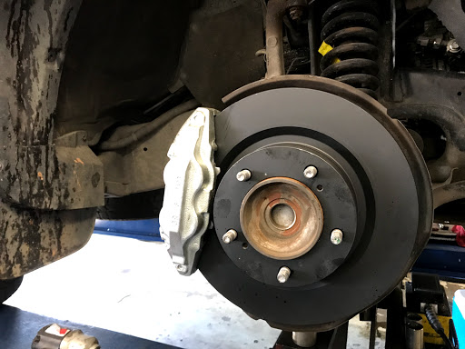 Auto Repair Shop «Auto Maintenance & Repair», reviews and photos, 1752 E Vista Way, Vista, CA 92084, USA