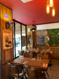 Atmosphère du Restaurant Le Sauveur à Levallois-Perret - n°18