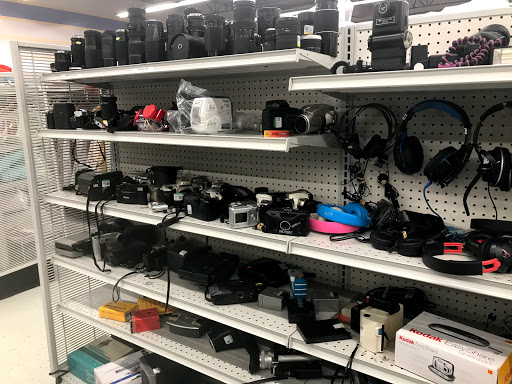 Association or Organization «Goodwill Industries of the Columbia Willamette», reviews and photos, 1943 SE 6th Ave, Portland, OR 97214, USA