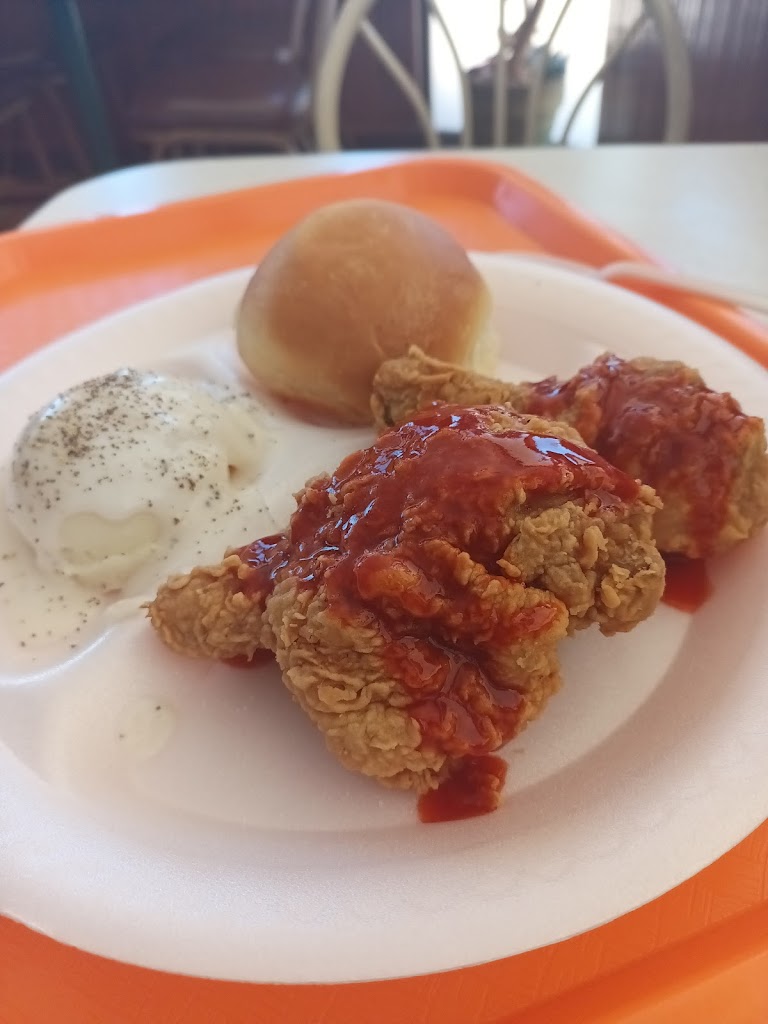 Julio's Market Chicken & Fish 75751