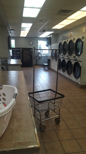 Laundromat «Newport Super Laundry», reviews and photos, 905 W Newport Pike, Wilmington, DE 19804, USA