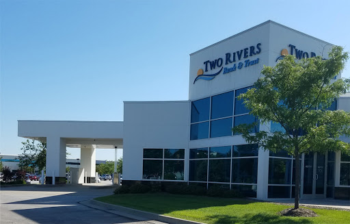 Two Rivers Bank & Trust, 4320 Westown Pkwy #100, West Des Moines, IA 50266, Bank