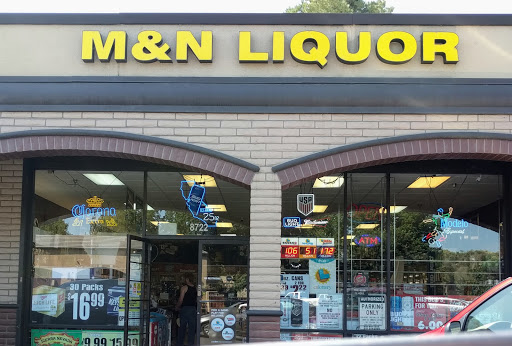 M & N Liquor & Deli, 8722 La Riviera Dr, Sacramento, CA 95826, USA, 