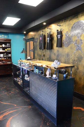 Explore easy henna tattoo ideas, creative tattoo ideas in Fremont, available at Eternal Tattoo And Body Piercing