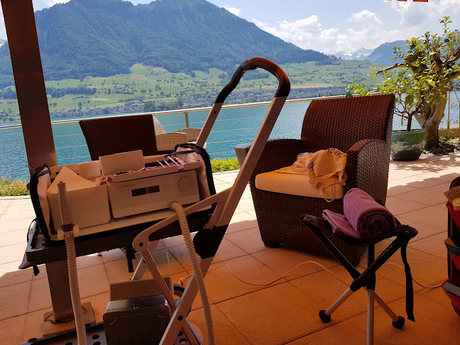 Jana Populova Fusspflegerin unterwegs