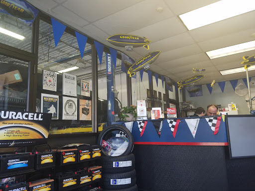 Tire Shop «Tread Quarters», reviews and photos, 1308 Folly Rd, Charleston, SC 29412, USA