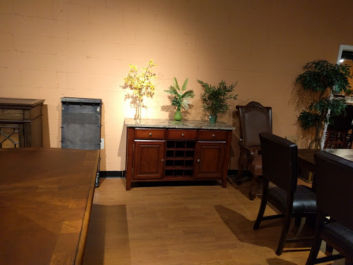 Furniture Store «The Dump Furniture Outlet», reviews and photos, 1800 East Dr, Oaks, PA 19456, USA