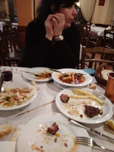 Εν Βελβενδώ παραδοσιακή ταβέρνα - Εστιατόριο