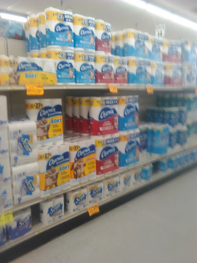 Grocery Store «Fareway Grocery», reviews and photos, 2100 Cedar Plaza Dr, Muscatine, IA 52761, USA