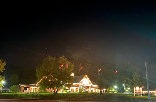 Florist «Petals & Paws», reviews and photos, 465 Albany Turnpike, Canton, CT 06019, USA