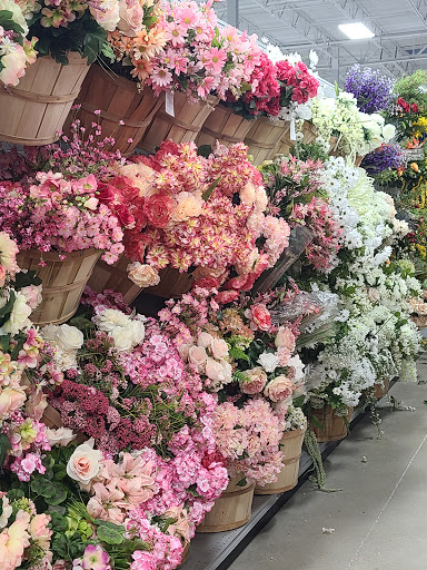 Shopping Mall «Rivercrest Shopping Center», reviews and photos, 13120 Rivercrest Dr, Crestwood, IL 60445, USA