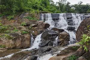 Soloka Dare (Baroigaon Waterfall) image