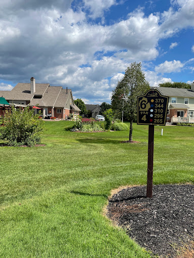 Golf Course «Tanglewood Golf Course», reviews and photos, 22805 Country Club Dr, South Lyon, MI 48178, USA