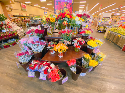 Grocery Store «Safeway», reviews and photos, 20620 W Homestead Rd, Cupertino, CA 95014, USA