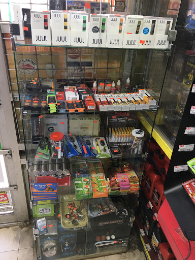 Gas Station «Valero», reviews and photos, 600 W Howard Ave, Decatur, GA 30030, USA