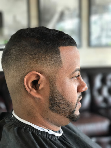 Barber Shop «Burlington Barbershop», reviews and photos, 20 W Burlington Ave, Westmont, IL 60559, USA