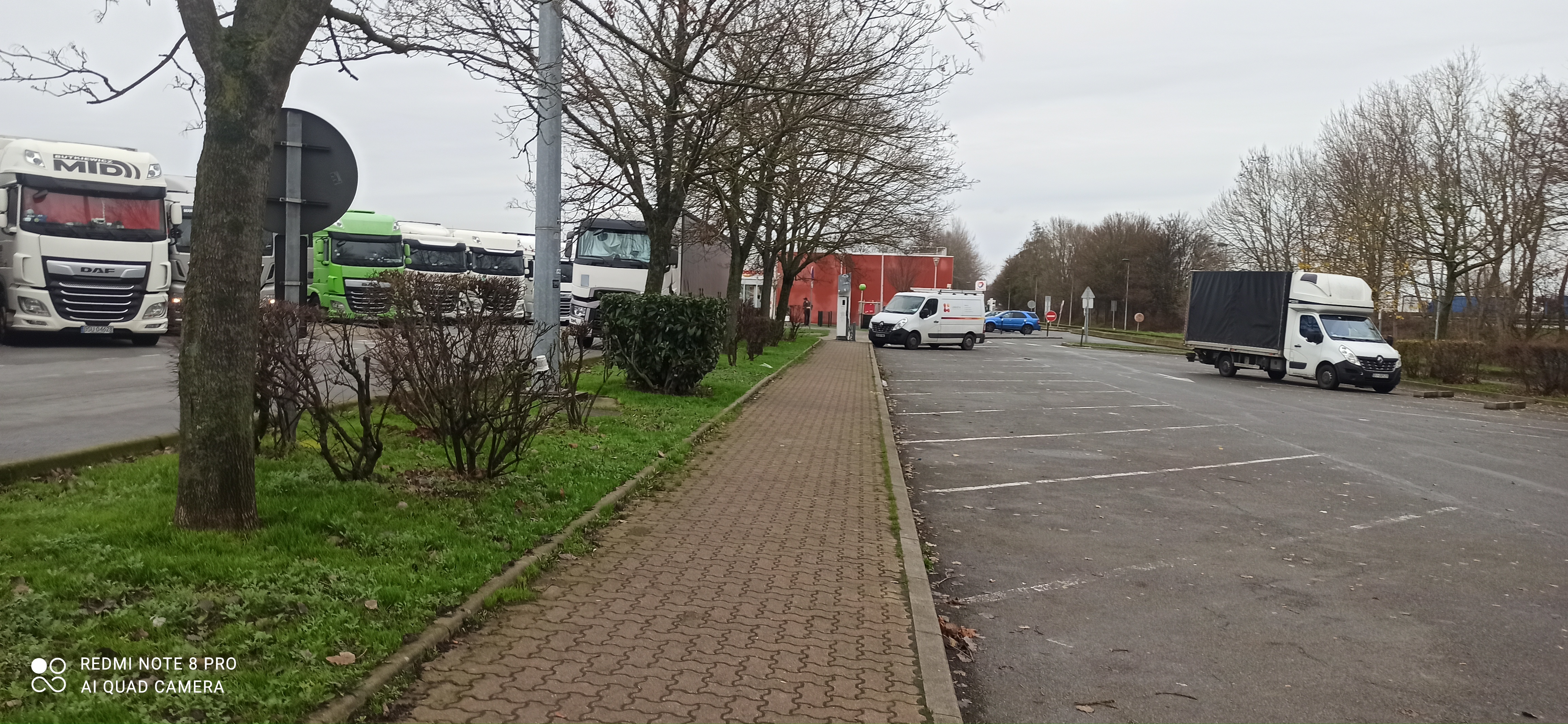 Photo n° 4 de l'avis de Bormoglot. fait le 13/12/2020 à 13:28