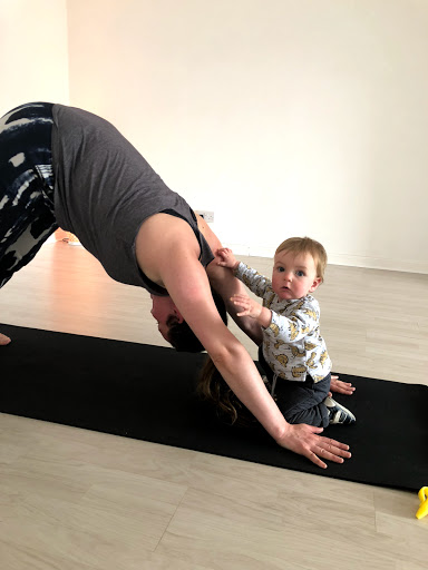 Heather Burns Pregnancy Yoga, Baby Yoga, Baby Massage, corporate yoga