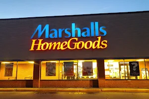 Marshalls & HomeGoods image