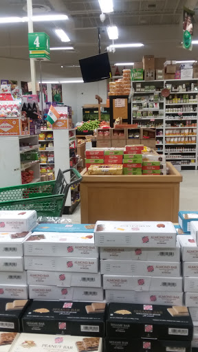 Indian Grocery Store «Patel Brothers», reviews and photos, 1750 W Sand Lake Rd, Orlando, FL 32809, USA