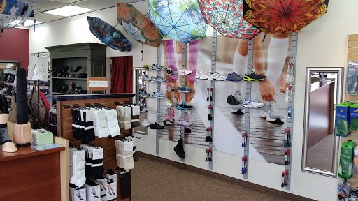 Shoe Store «Turnpike Comfort Footwear», reviews and photos, 184-20 Union Tpke, Fresh Meadows, NY 11366, USA