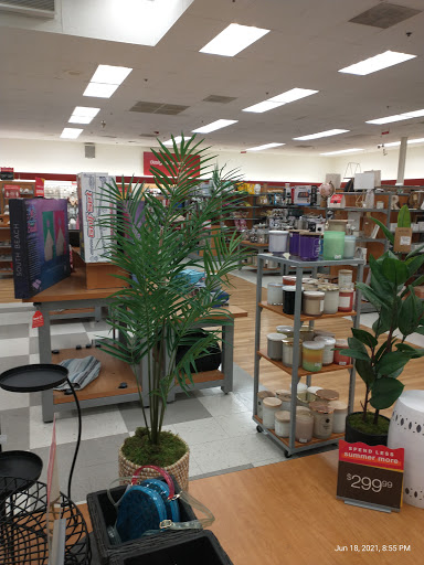 Department Store «T.J. Maxx», reviews and photos, 701 N Milwaukee Ave #252, Vernon Hills, IL 60061, USA