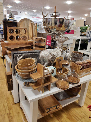 Department Store «HomeGoods», reviews and photos, 65 Commerce Way, Seekonk, MA 02771, USA