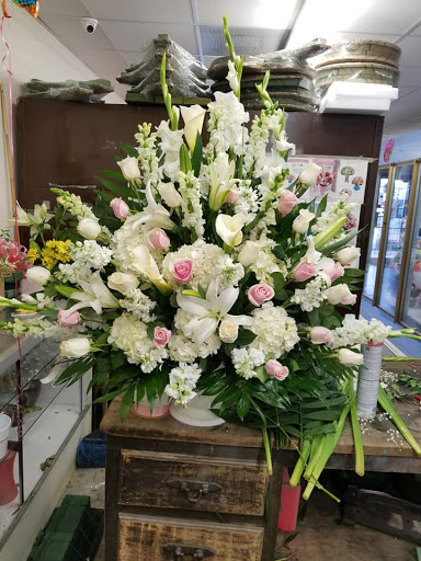 Florist «The Chocolate Rose», reviews and photos, 1609 S Richey St, Pasadena, TX 77502, USA