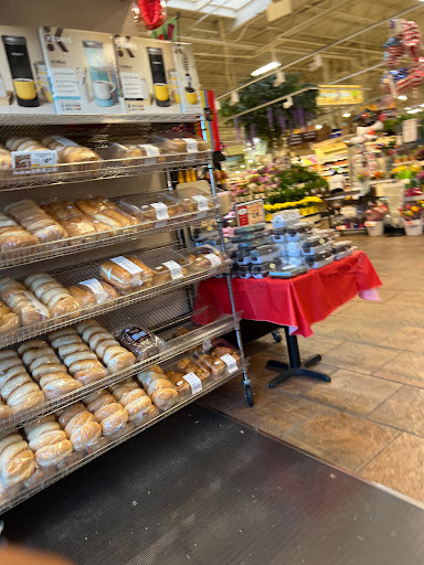 Produce Market «ShopRite of East Brunswick», reviews and photos, 14-22 W Prospect St, East Brunswick, NJ 08816, USA